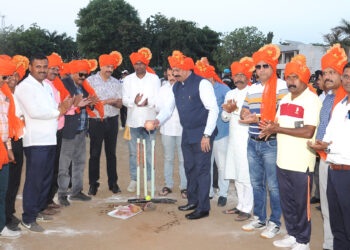 राज्य टेनिस बॉल क्रिकेट स्पर्धेस नंदूरबारात सुरवात, राज्यभरातून खेळाडूंची उपस्थिती