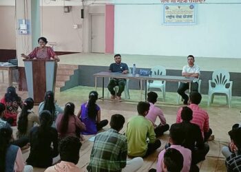 साने गुरुजी महाविद्यालयात रासेयोतर्फे महिला आरोग्य व लिंग समानता विषयावर कार्यशाळा