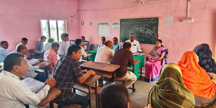 काकेश्वर विद्या प्रसारक संस्था भालेर संचलित सर्व शाखांची सहविचार सभा उत्साहात