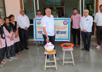 साने गुरुजी महाविद्यालयात अमृत कलश संकलन अभियानाचे उदघाटन