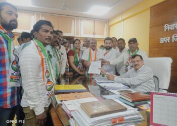 नंदूरबार जिल्हा दुष्काळी जाहिर करा : राष्ट्रवादीतर्फे जिल्हाधिकाऱ्यांना निवेदन