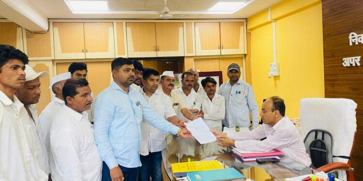 पोलीस प्रशासनाची बॅण्डवर बंदी, गणेश विसर्जनावर बहिष्काराचा गणेश मंडळांचा पवित्रा