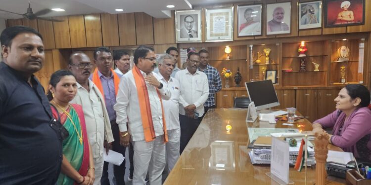 धनगर समाजाला अनुसुचित जमाती प्रवर्गात समाविष्ट करू नये, आ.आमश्या पाडवी यांची जिल्हाधिकाऱ्यांकडे मागणी