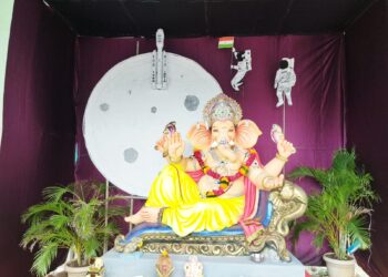 गणेशोत्सवात इस्रो चंद्रयान ३ देखावा ठरतोय विशेष आकर्षण