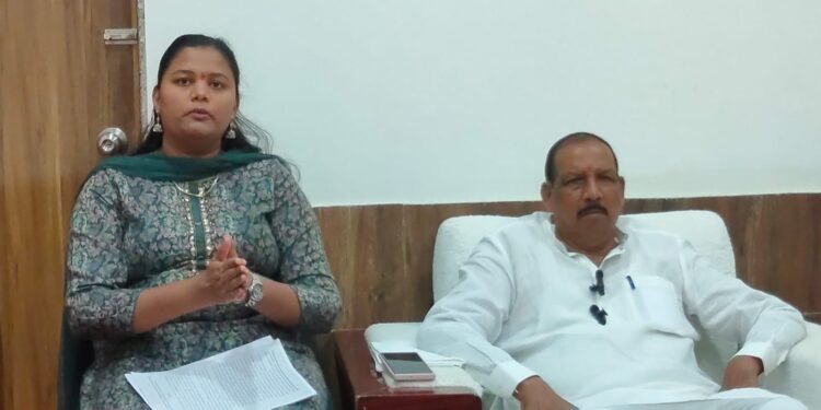 सारंगखेडा येथे नवीन पूल होणार : पालकमंत्री डॉ. विजयकुमार गावित