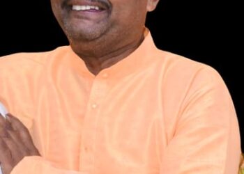 दुष्काळ परिस्थितीमुळे सैताने येथील शेतकऱ्याने मृत्यूला कवटाळले