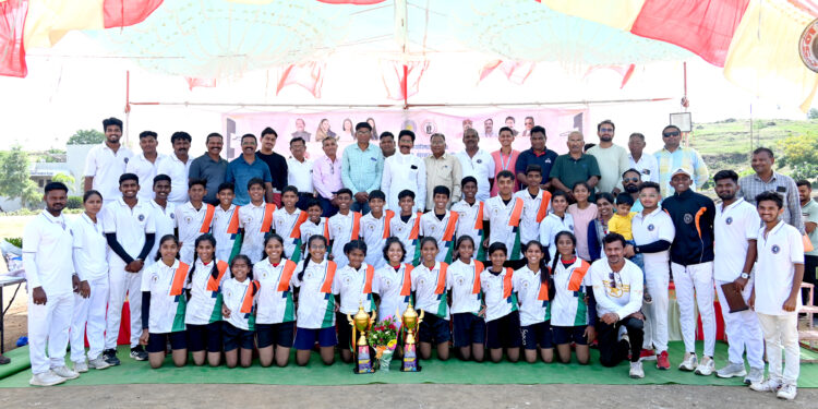 राज्यस्तरीय १६ वी अजिंक्य स्पर्धेचे मुलांच्या व  मुलींच्या गटात धुळे संघाने पटकविला प्रथम क्रमांक