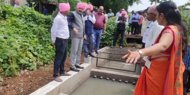 श्रीरामपूर गावातील महिला व पुरुषांनी एकीच्या बळावर गावाला राज्यस्तरीय स्पर्धेसाठी केले पात्र :चंद्रकांत मोरे
