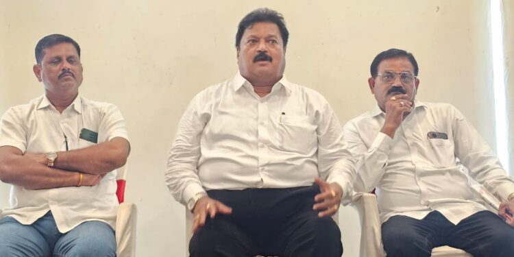 शिक्षकांसाठी असलेला लढा हा न्यायव्यवस्थेकडून विधानभवनाकडे वळविण्यासाठी माझी उमेदवारी :ॲड. महेंद्र भावसार