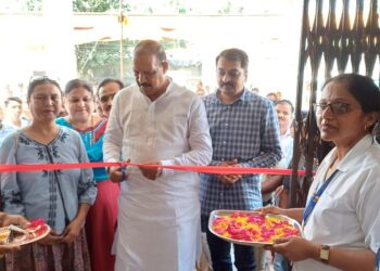 ’आयुष्मान भारत’ योजनेत मिळणार वर्षाला ५ लाखांचा विमा;आर्थिक दुर्बलांनी बनवावे स्वत:चे ‘आयुष्मान भारत’ कार्ड :डॉ. विजयकुमार गावित