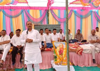 नोंदीत बांधकाम मजूरांसाठी सुरक्षा व समृद्धीच्या विविध योजना : डॉ. विजयकुमार गावित