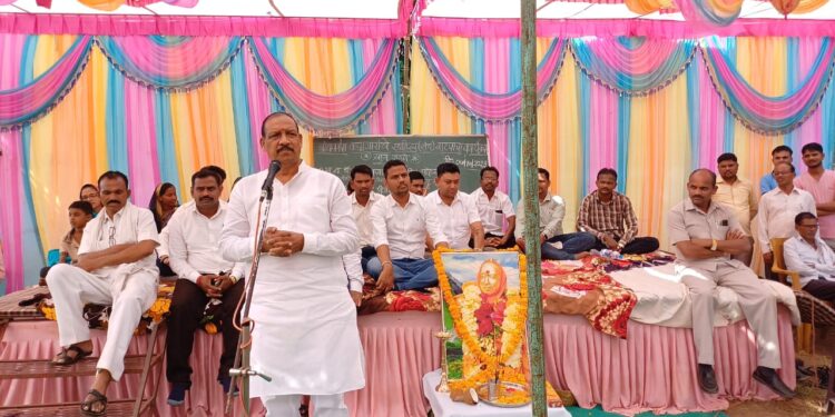 नोंदीत बांधकाम मजूरांसाठी सुरक्षा व समृद्धीच्या विविध योजना : डॉ. विजयकुमार गावित