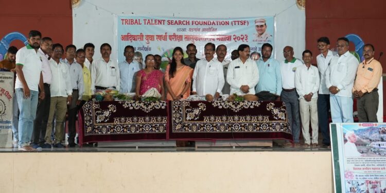 धडगांव येथे टीटीएसएफतर्फे तालुकास्तरीय मार्गदर्शन मेळावा
