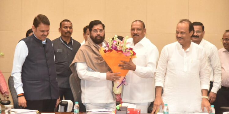 महाराष्ट्रासाठी स्वतंत्र अनुसूचित जमाती आयोग स्थापन करणार: मुख्यमंत्री एकनाथ शिंदे यांची घोषणा