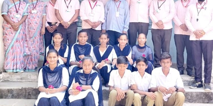 भादवड विद्यालयाच्या मुलींची शालेय मैदानी व वुशू विभागीय क्रीडा स्पर्धेत निवड