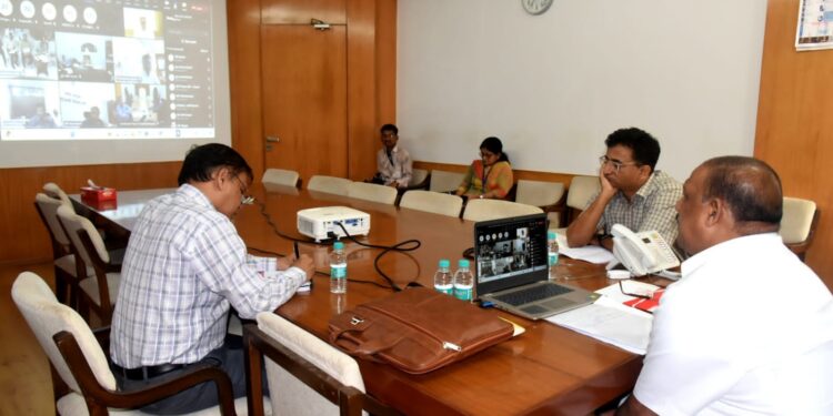 ‘मेरी माटी मेरा देश’ अभियानात सहभागी होणार आश्रमशाळेतील विद्यार्थी : आदिवासी विकास मंत्री डॉ. विजयकुमार गावित