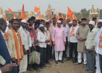 जिल्हाभरातील शिवसैनिकांचे आजाद मैदानावर शक्तिप्रदर्शन