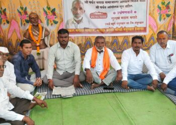 उमर्दे खूर्दे येथे मराठा आरक्षणासाठी अन्नत्याग आंदोलन सुरू