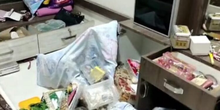 विसरवाडी येथे दरोडा टाकणारी आंतरराष्ट्रीय टोळी  जेरबंद, 2 स्थानिक आरोपीतांसह 5 नेपाळी संशयीत ताब्यात