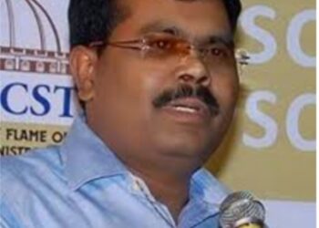 ब्रेकिंग: नंदुरबार येथे तत्कालीन जिल्हाधिकारी बालाजी मंजुळे यांच्या विरुद्ध गुन्हा दाखल