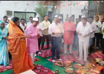 डोकारे येथील आदिवासी सहकारी साखर कारखान्यात बॉयलर अग्निप्रदीपन सोहळा उत्साहात