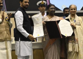 ६९ वे राष्ट्रीय चित्रपट पुरस्‍कार राष्ट्रपती द्रौपदी मुर्मु यांच्या हस्ते प्रदान