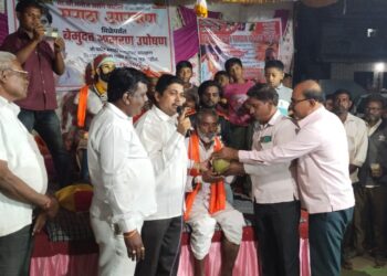 मोठी बातमी : उमर्दे येथे गुलाब मराठे यांनी उपोषण सोडले