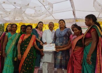 शेळी पालनातून महिला बचत गटांचे होईल सक्षमीकरण व थांबेल कुटूंबांचे स्थलांतर : आदिवासी विकास मंत्री डॉ. विजयकुमार गावित