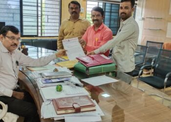 चिनी फटाके तसेच देवी-देवता व राष्ट्र पुरुषांची चित्रे असलेली फटाके विक्री करणाऱ्यांवर कडक कारवाई करा , हिंदु सेवा सहाय्य समितीची मागणी