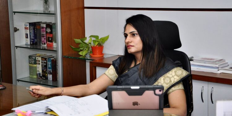 कुणबी जातीचे पुरावे तपासण्यासाठी जिल्हाधिकारी कार्यालयात ‘विशेष कक्ष’ स्थापन :जिल्हाधिकारी मनीषा खत्री