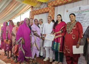 खा. डॉ. हिना गावित यांनी आणलेल्या केंद्रीय अर्थसहाय्यातून धडगाव तालुक्यातील महिला बचतगटांचे प्रक्रिया उद्योग उभे राहणार