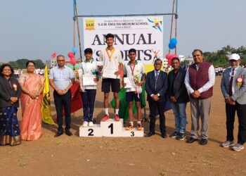 एस.ए.एम इंग्लिश मीडियम हायस्कूलमध्ये वार्षिक क्रीडा स्पर्धेचे आयोजन