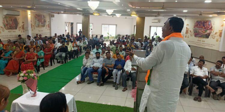 प्रधानमंत्री विश्वकर्मा योजना बारा बलुतेदारांसाठी नवसंजीवनी : संजय गाते