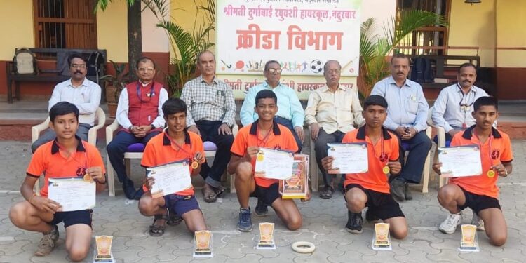 डी आर हायस्कूलच्या खेळाडूंची राष्ट्रीय स्पर्धेसाठी निवड