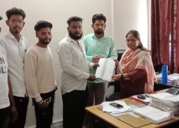 टायगर ग्रुप चे खान्देश अध्यक्ष ऋषिकेश भांडारकर यांच्याविरुद्ध कट रचून लावण्यात आलेले खोटे गुन्हे मागे घेण्याची मागणी