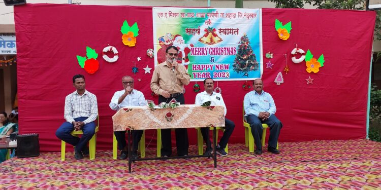 नाताळ सण जीवनात आनंद निर्माण करतो : प्रा.संतोष देशपांडे