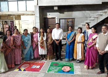 शहादा येथे भाजपा बेटी बचाव बेटी पढावतर्फे रांगोळी स्पर्धा
