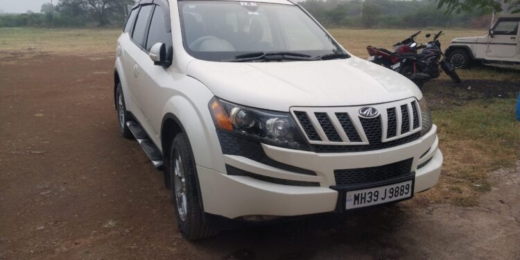 चिखली फाट्याजवळ अवैध दारुसाठयासह साडे सात लाखांचा मुद्देमाल जप्त