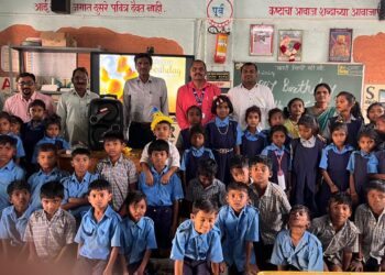 वाढदिवसाचा खर्च टाळत काथर्दे खुर्द जि. प शाळेला साऊंड सिस्टिम भेट