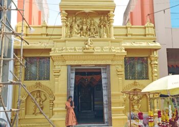 रघुवंशी परिवाराच्या श्रीराम मंदिरावरील रंग काम पूर्णत्वास