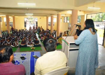 राष्ट्रीय बालिका दिनानिमित्त स्वास्थ्य सहेली उपक्रमाअंतर्गत 50 शाळेत चित्रकला स्पर्धा उत्साहात