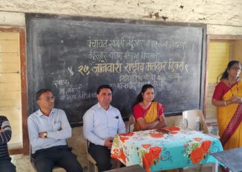 राष्ट्रीय मतदार दिनानिमित्त एकलव्य विद्यालयात वक्तृत्व स्पर्धा उत्साहात