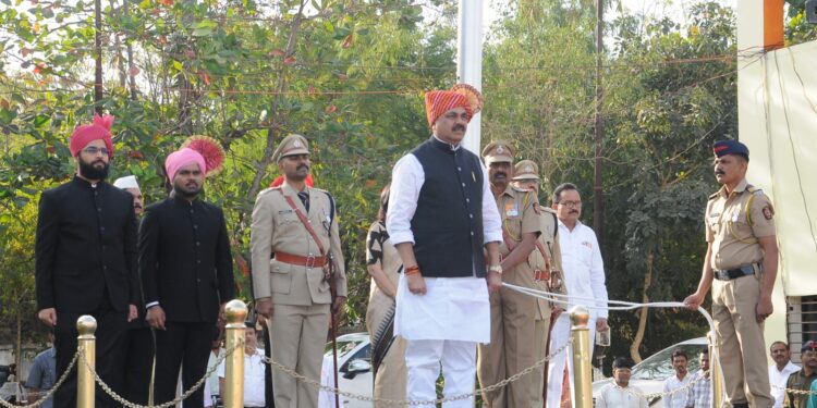 दुष्काळाचा सामना करण्यासाठी शासन-प्रशासन सज्ज :पालकमंत्री अनिल पाटील