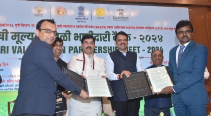 शेतकरी शेतमाल आता थेट अ‍ॅमेझॉन, बिग बास्केट, फ्लिपकार्टला विकणार :  उपमुख्यमंत्री देवेंद्र फडणवीस