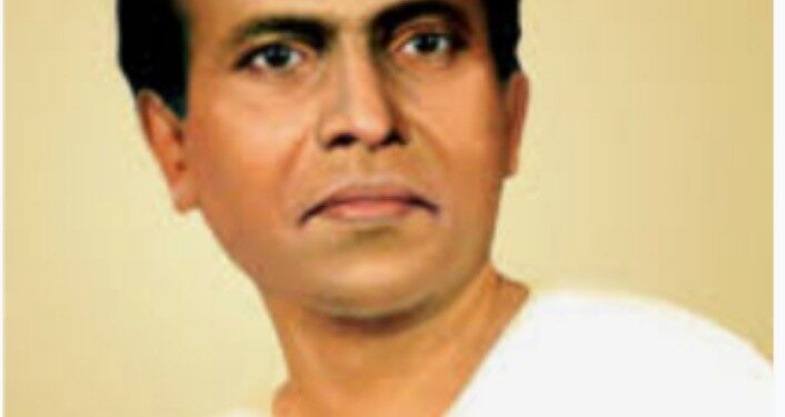 अण्णाभाऊ साठे विकास महामंडळाच्या सुविधा व महिला समृद्धी योजनेचा लाभ घ्यावा