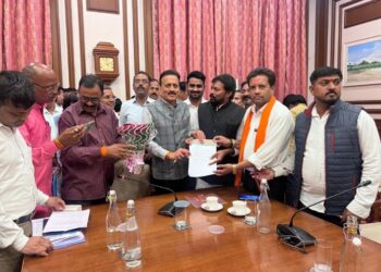 १५ फेब्रुवारीपूर्वी बंजार समाजाला गोड बातमी देणार :  ना.गिरीष महाजन