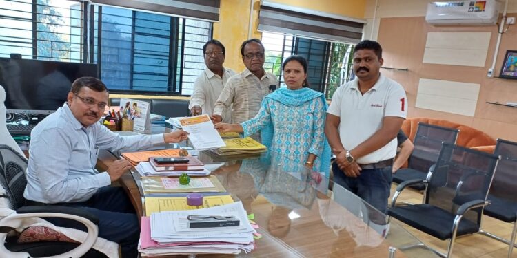 कोठली आश्रमशाळेतील विद्यार्थिनीच्या मृत्यूची सखोल चौकशी करून पालकांना न्याय द्यावा