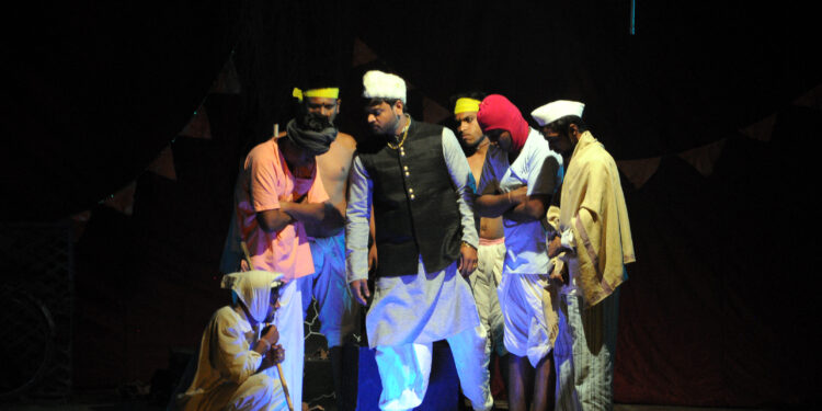 हस्ती-जिभाऊ करंडक नाट्यकर्मींसाठी हक्काचे रंगमंच : प्राचार्य बी.एस.पाटील