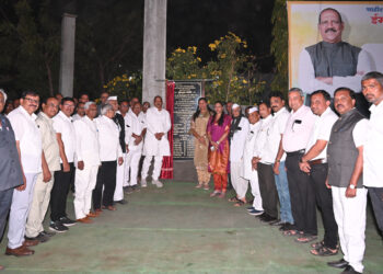 जिल्ह्यातील प्रत्येक शेतकऱ्याच्या शेतात पाणी देण्यासाठी कटिबद्ध : डॉ.विजयकुमार गावित