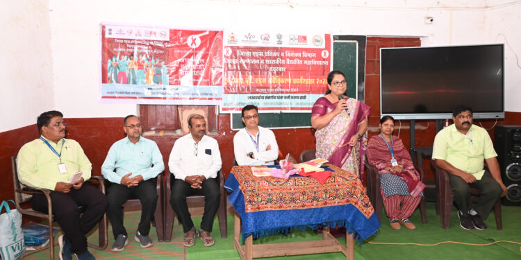 एस ए.मिशन महाविदयालयात शालेय शिक्षकांचे एचआयव्ही संदर्भात संवेदिकरण कार्यशाळा